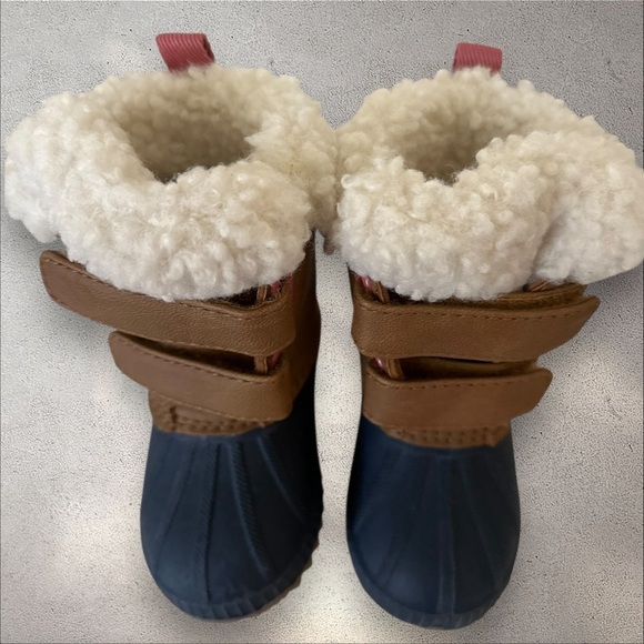 GAP Toddler Sherpa-Lined Duck Boots (SH99) - Picture 6 of 10